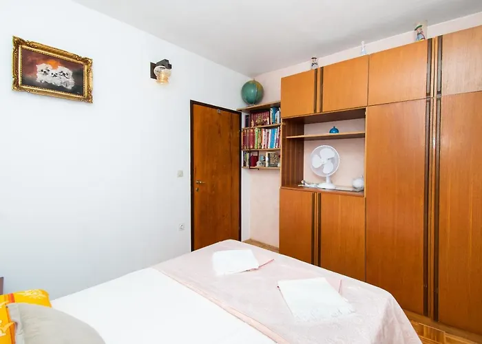 Mirjam Apartamento *