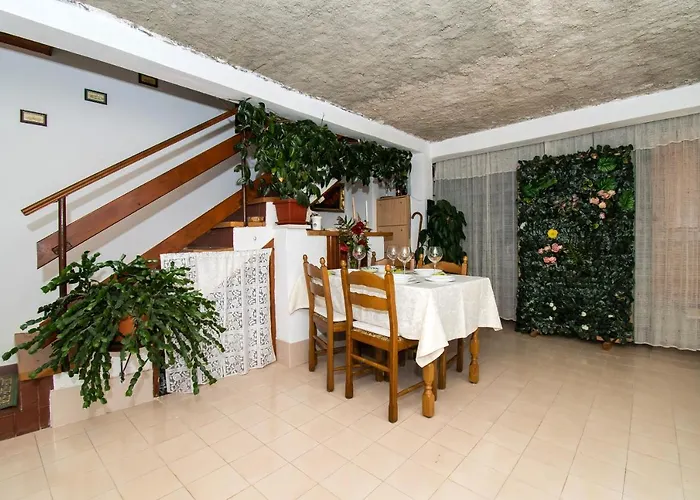 Mirjam Apartamento *